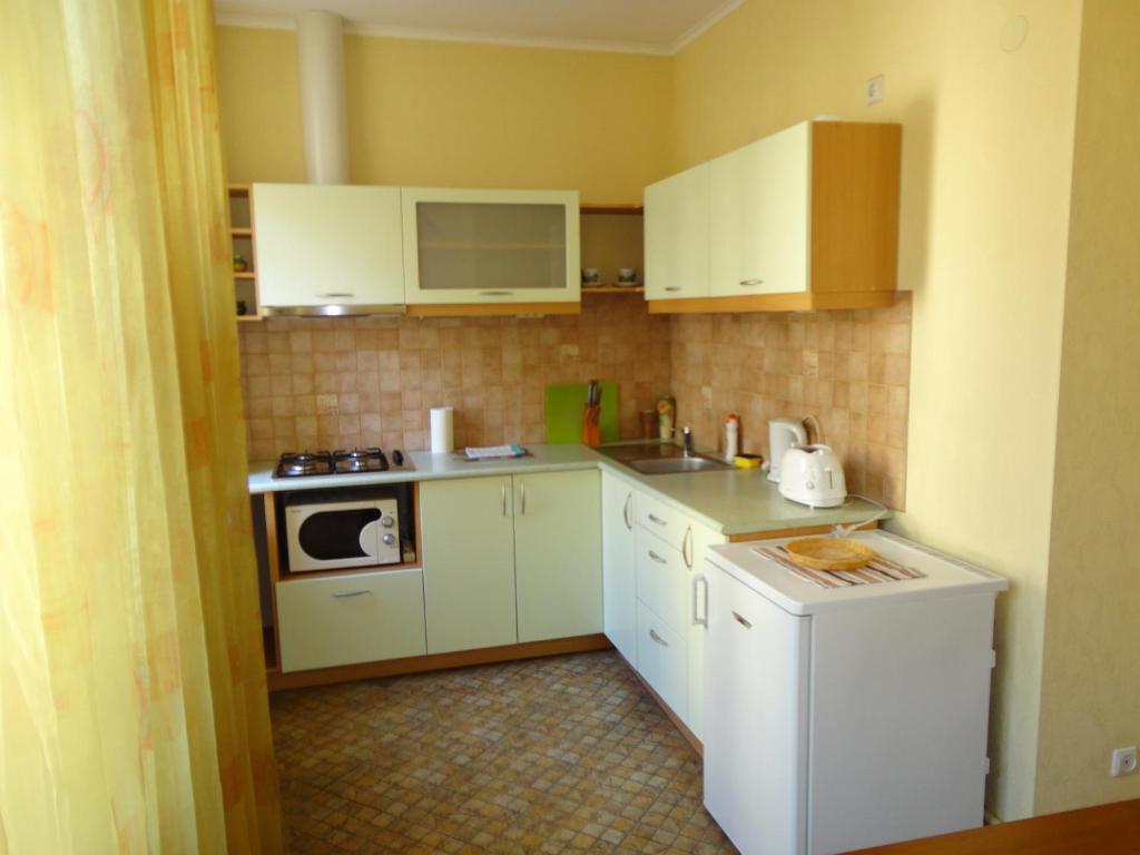 Апартаменты (Апартаменты-студио эконом-класса), Lāčplēša Central Apartments