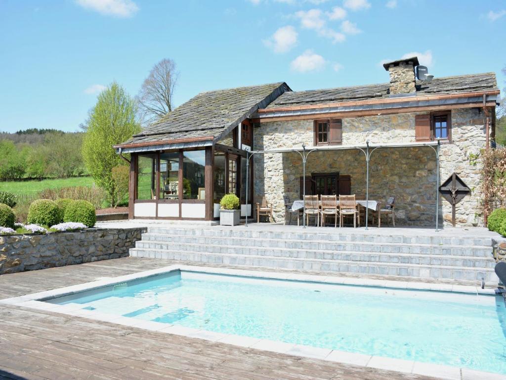 Villa in Trois Ponts with hot tub, sauna, pool