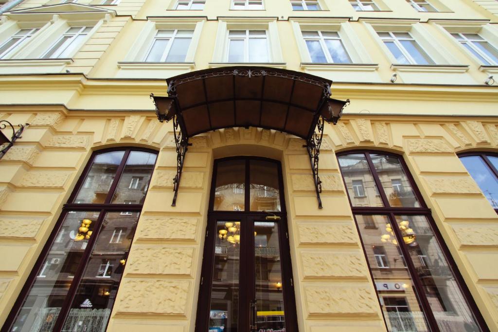 Optima Dworzec Lviv