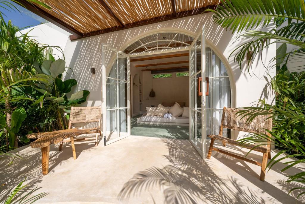 Mayiki Boutique Hotel photo 4