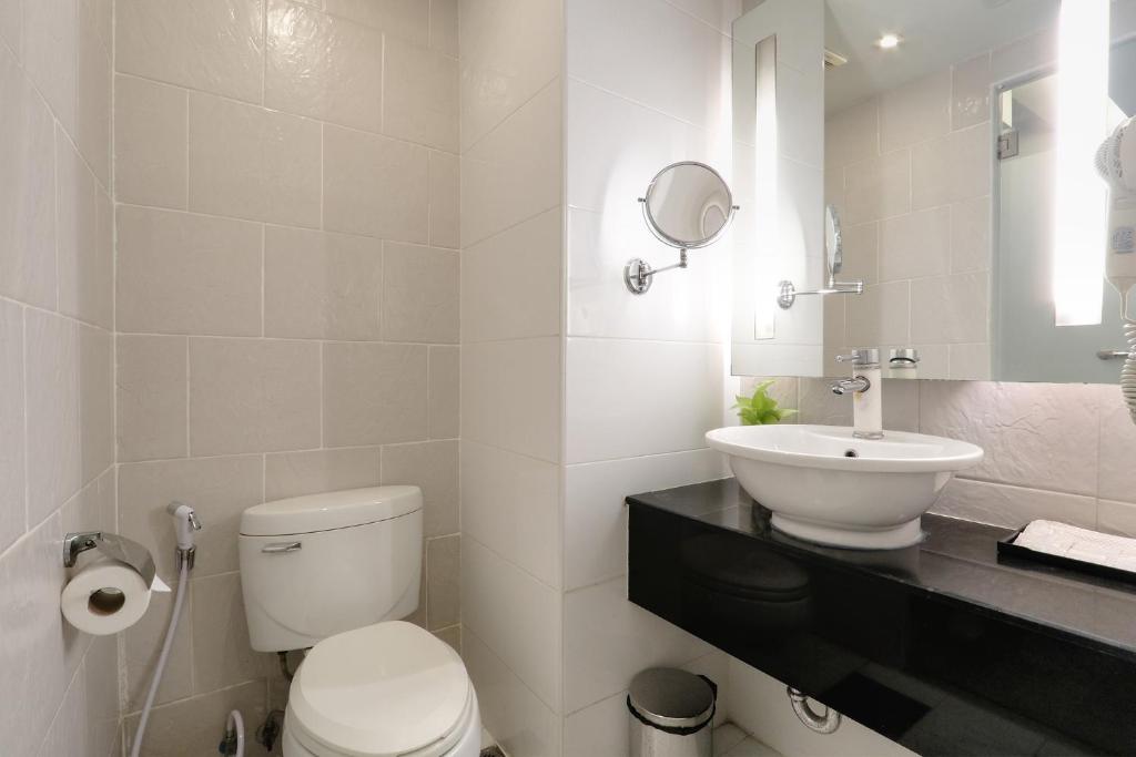 Klassique Sukhumvit Room Type - Deluxe King Room