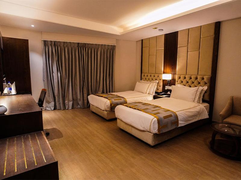 Oasis Hotel photo 1