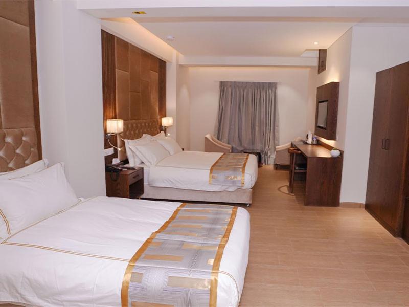 Oasis Hotel photo 3