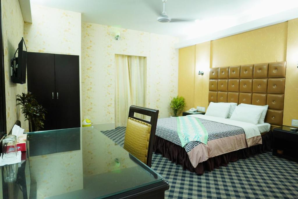 Britannia Hotel photo 4