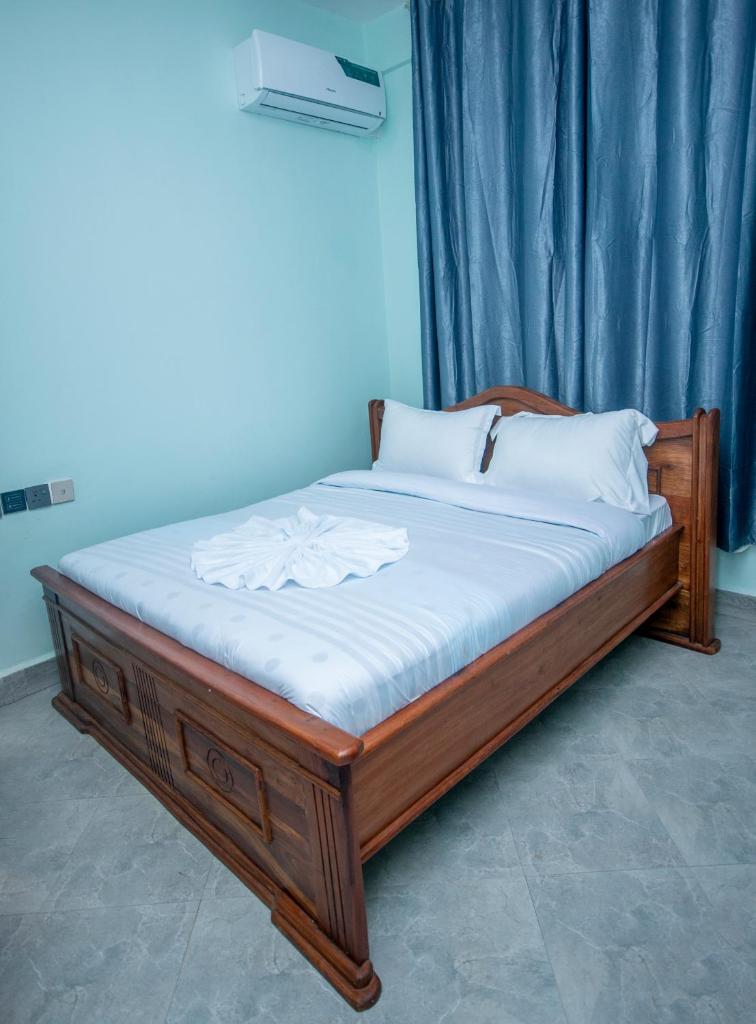 Mk Executive Lodge Arusha - Tap to explore photos
