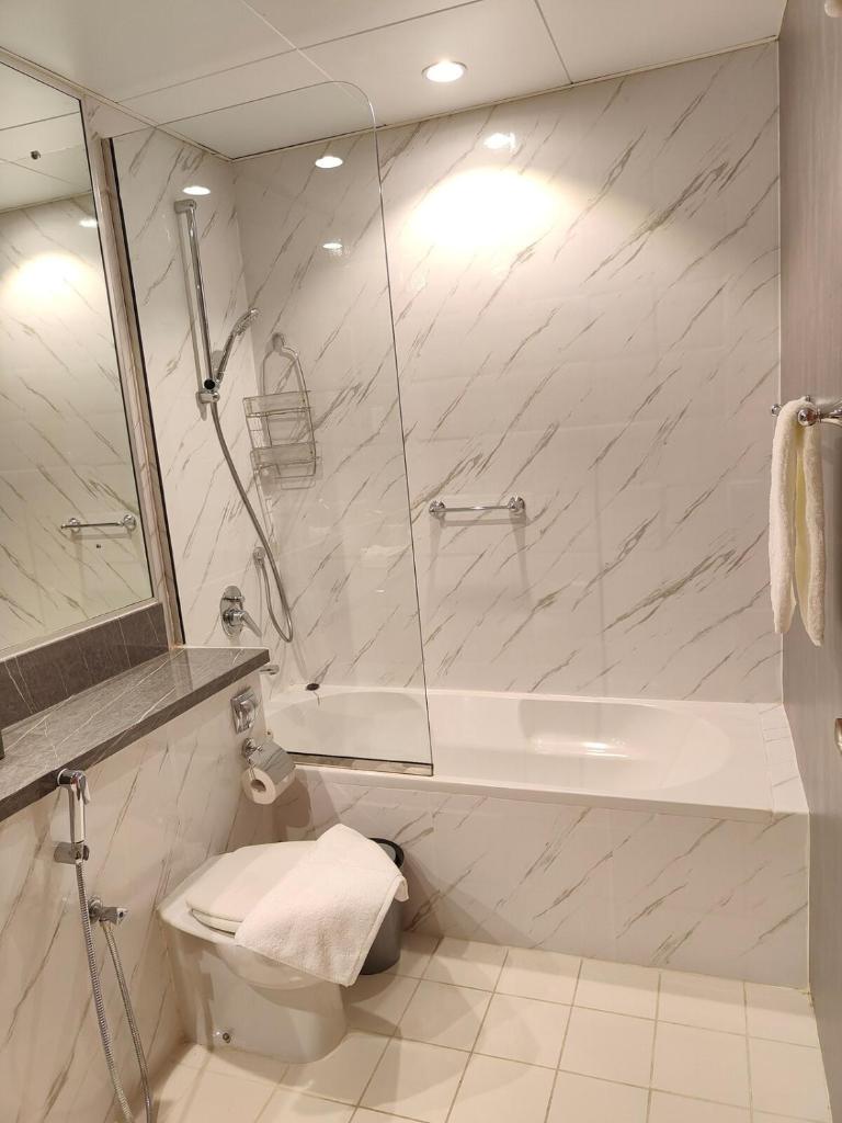 Luxury 2 BD, A Midtown Quintessential Community photo 1