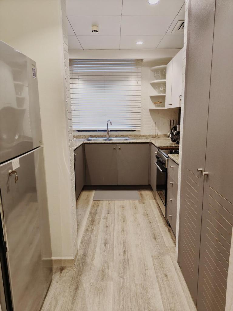 Luxury 2 BD, A Midtown Quintessential Community photo 3