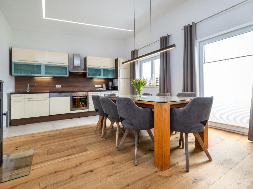 Apartment Bergblick Deluxe by Interhome photo 2