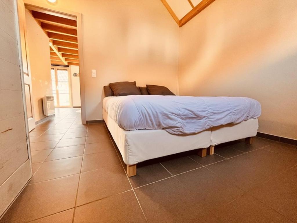 Modern 3-Bedroom Holiday Home Near Beach photo 3
