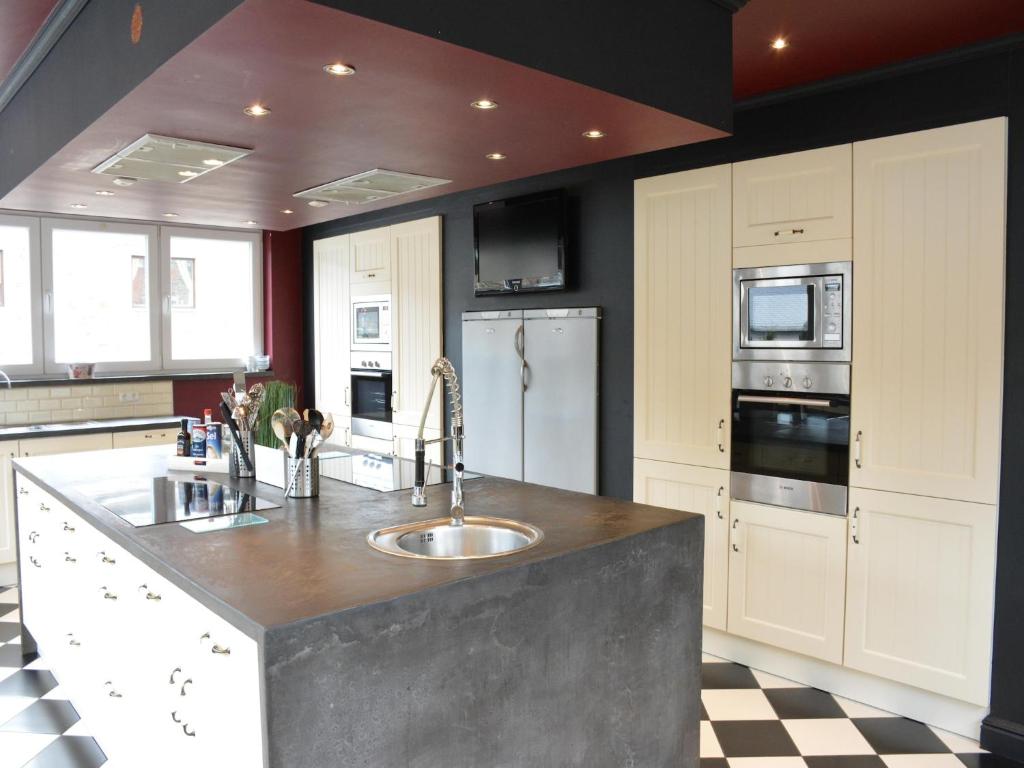 Villa in Stavelot with indoor pool, sauna photo 4