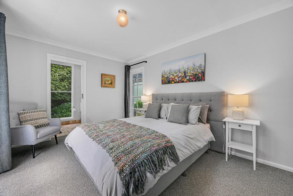 Romantic Getaway - Private Guest Suite - Country setting amongst Orange's best Wineries photo 2