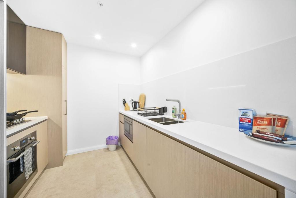Castle Hill Modern 2BR Apartment photo 1