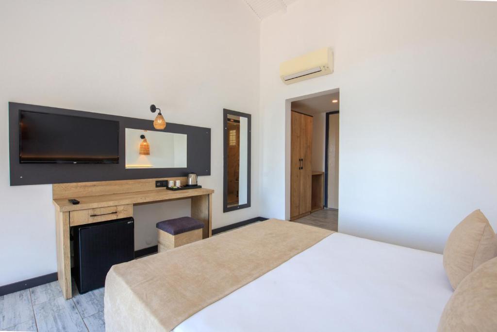 Hotel Meri All inclusive - Tap to explore photos