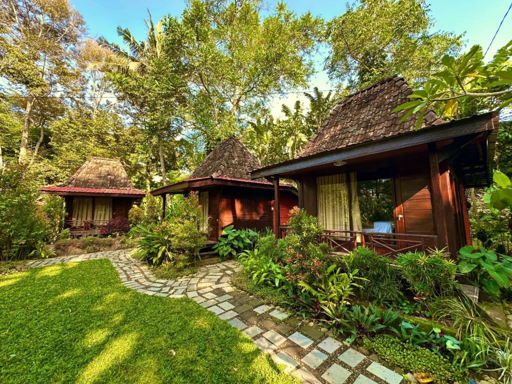 Puunee Wild River Villa's Borobudur