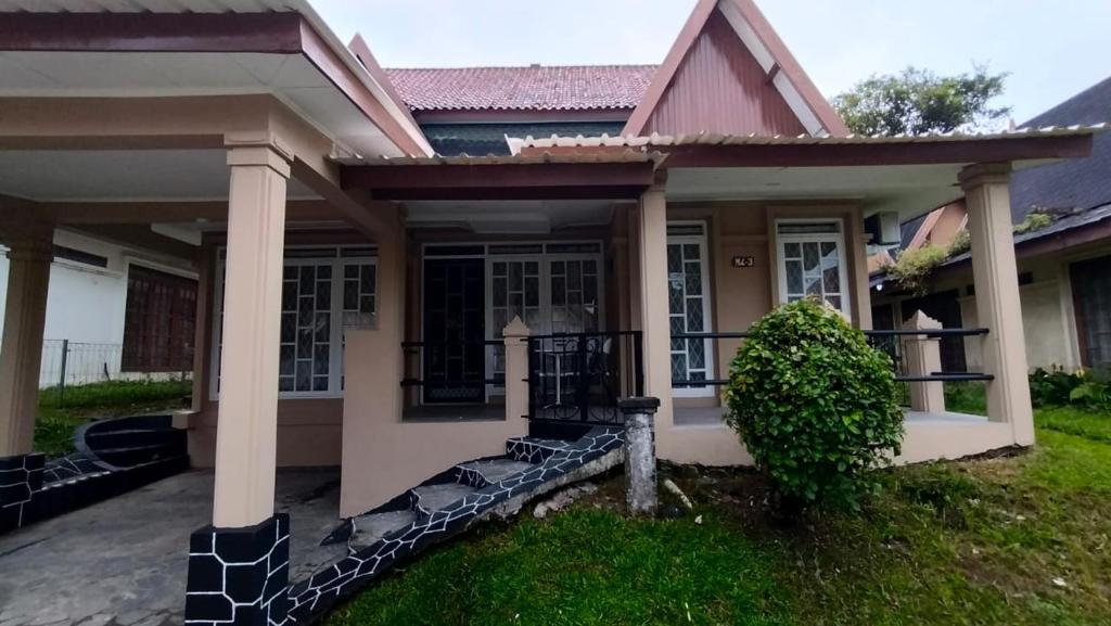 Villa Dalia Puncak M4-3