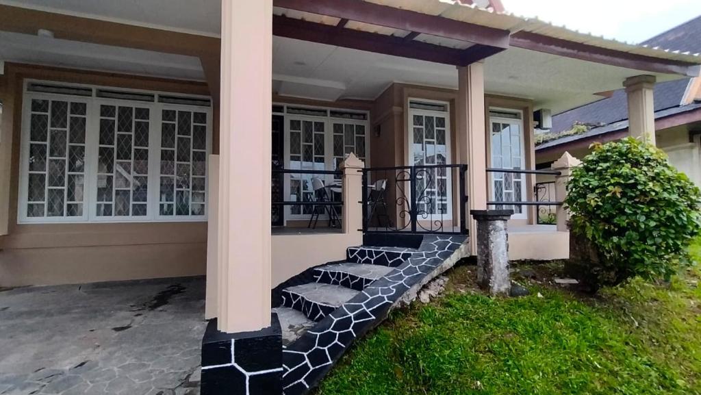 Villa Dalia Puncak M4-3 photo 3
