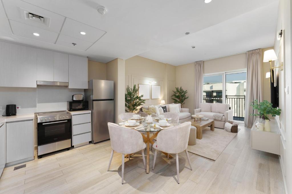 Maison Privee - Exquisite Living with Scenic Canal Vws on Yas Island photo 3