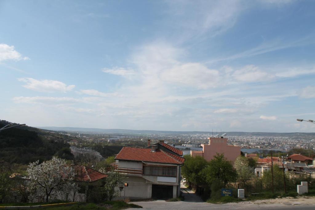 Двухместный (Двухместный номер Делюкс с 1 кроватью и балконом), Family Hotel Ludo