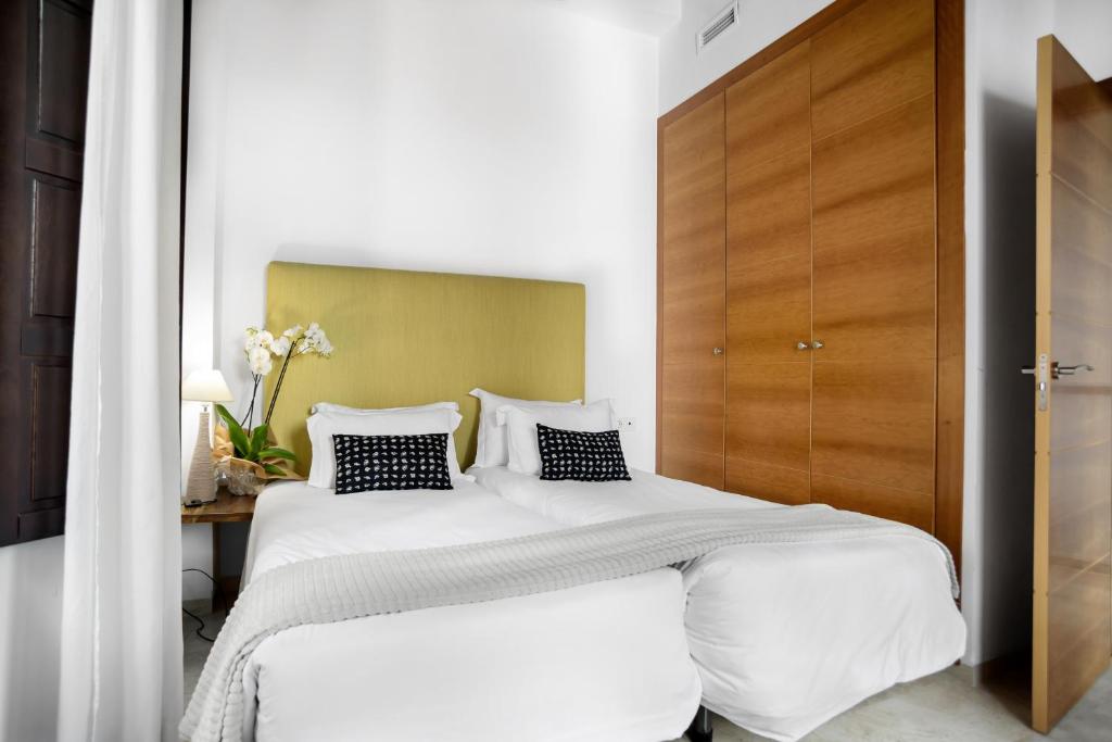 Suites Campo del Príncipe by Maxi Hoteles Room Type - Duplex Apartment