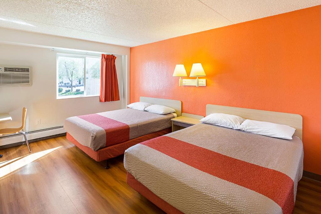 Motel 6-Spokane, WA - East photo 3