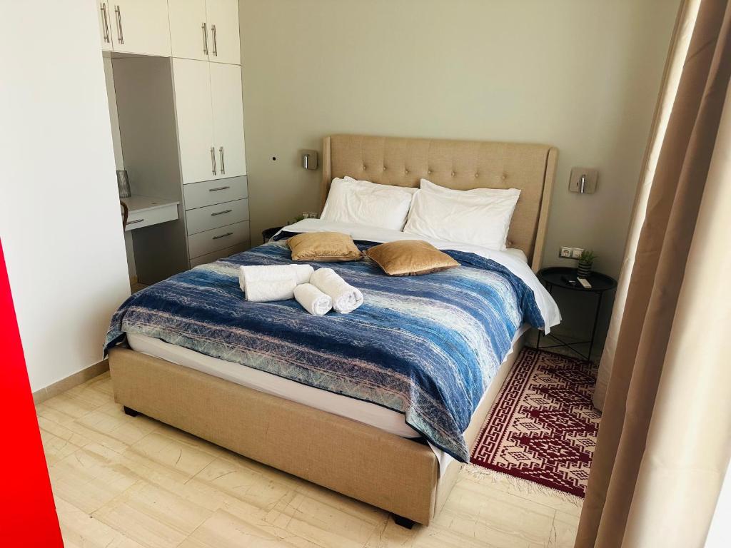 Royal Red suite No2 PIRAEUS PORT, Athens