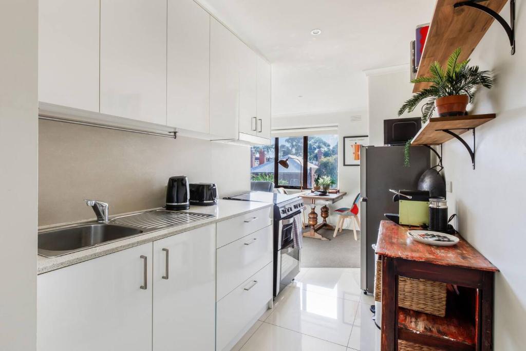 Travancore Nest - Sunlit City Base near Parks & CBD photo 1