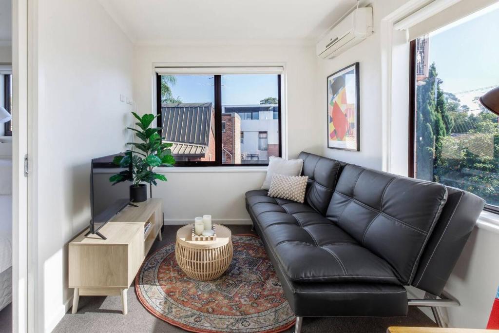 Travancore Nest - Sunlit City Base near Parks & CBD photo 2