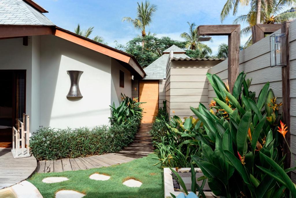 Belukar Villas - Tap to explore photos