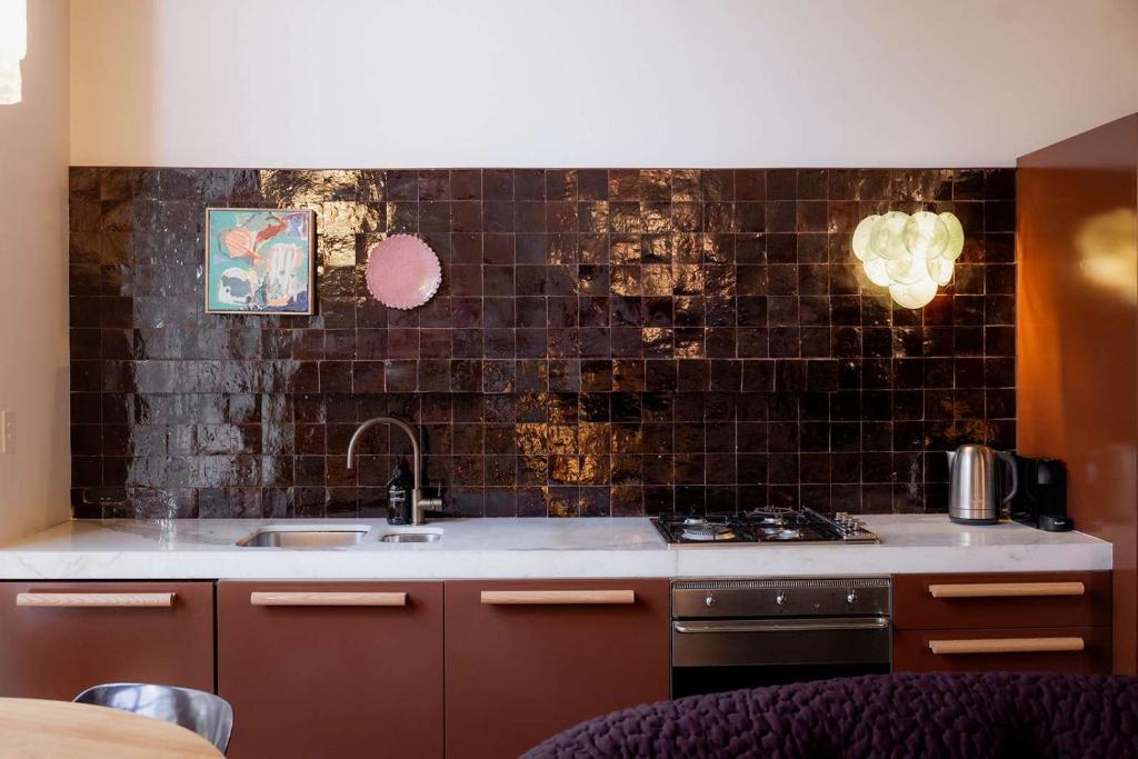 A luxe stay in the Paris end of Melbourne photo 2