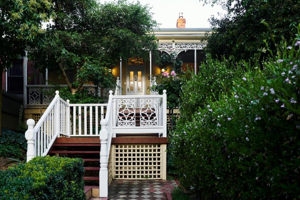 Belgravia - Luxurious Bendigo Escape photo 4