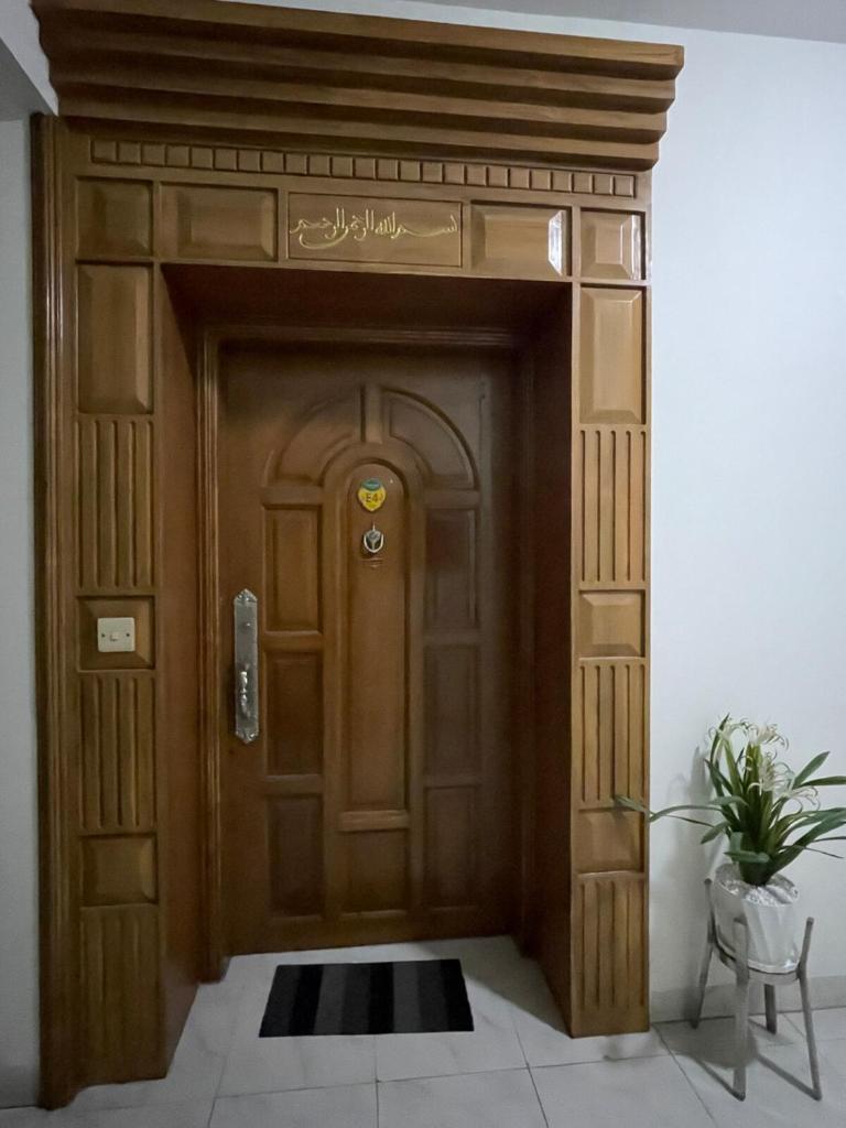 Entire apartment in Gulshan area photo 3