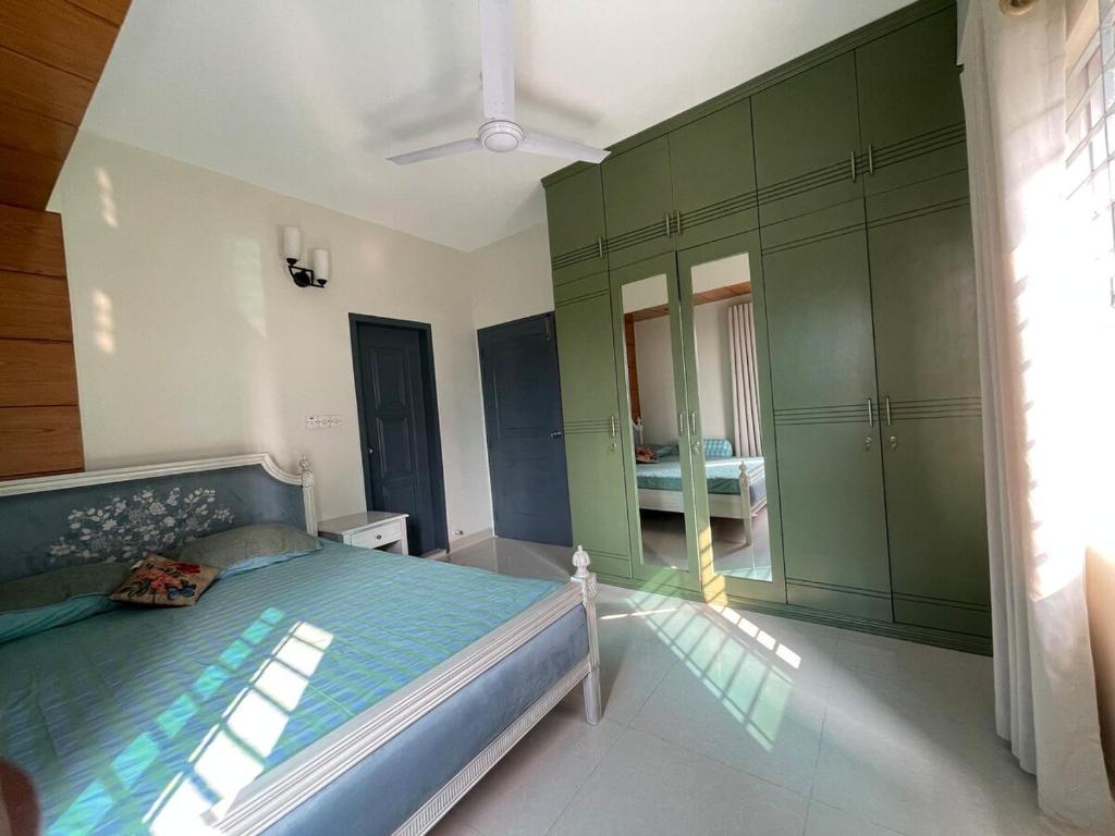 Entire apartment in Gulshan area photo 2
