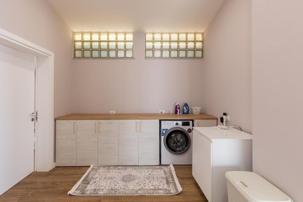 Tibi's Villa photo 1