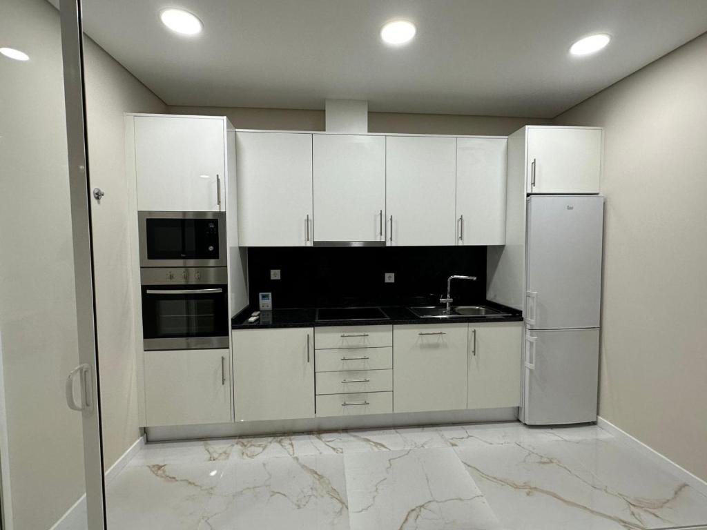Westend Apartments T1 Coqueiros Prestigio 4C photo 3