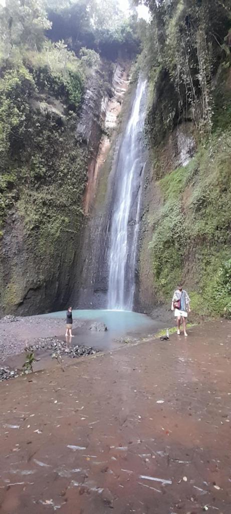 Driver tour Borobudur, Rice Terace & hiden scared waterfall photo 2