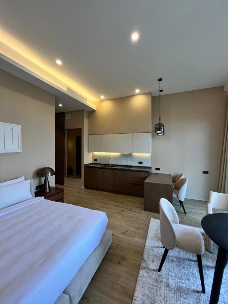 Seebrez white residences