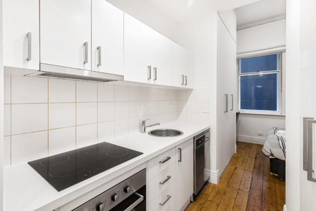 Flinders Lane City Apartment Superior Studio photo 4