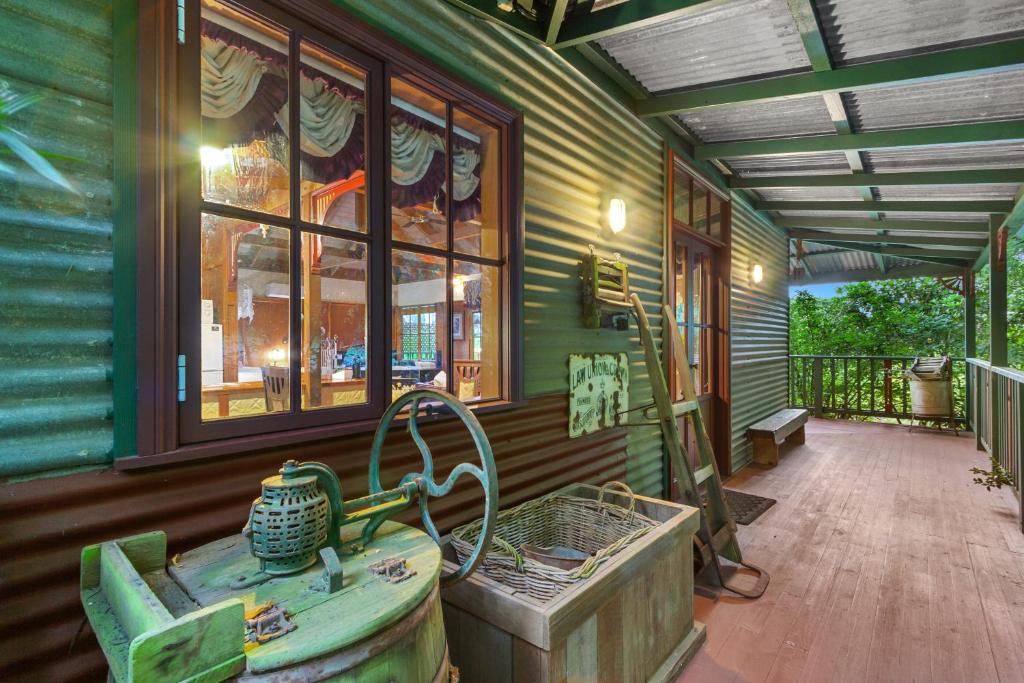 StayAU Ironbark Cottage Romantic Retreat Dandenong photo 1