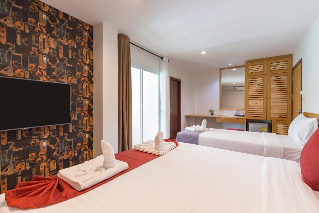 Трехместный (Трехместный номер с собственной ванной комнатой), Tee Pak Dee Resident Phuket