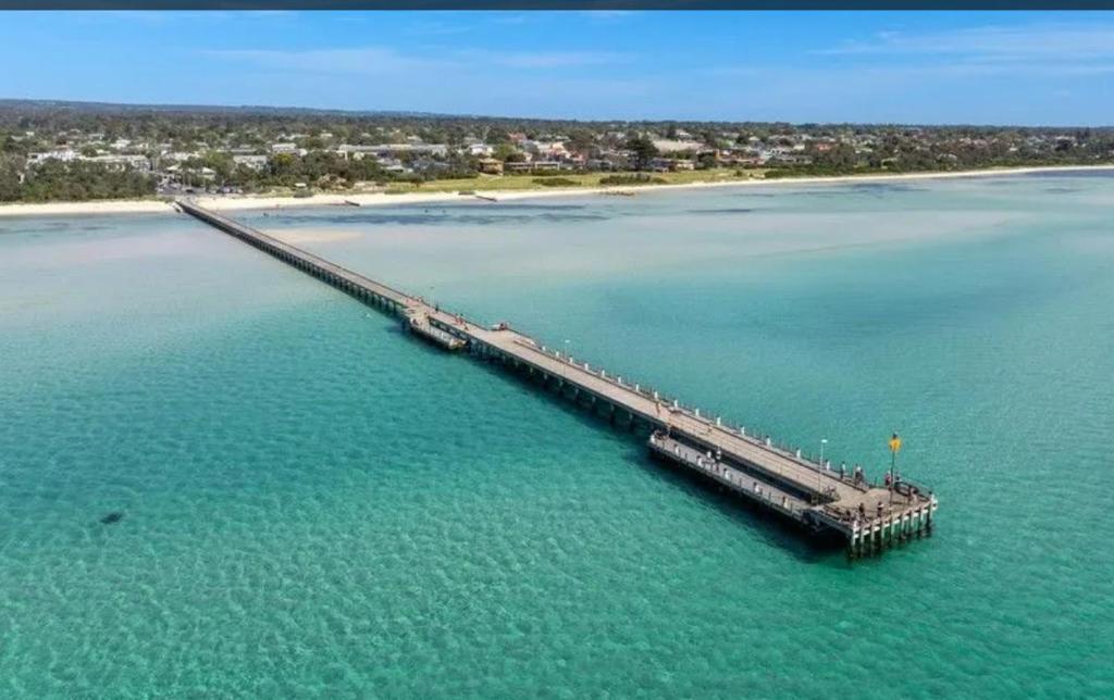 Coastal Retreat in Rosebud ! photo 4