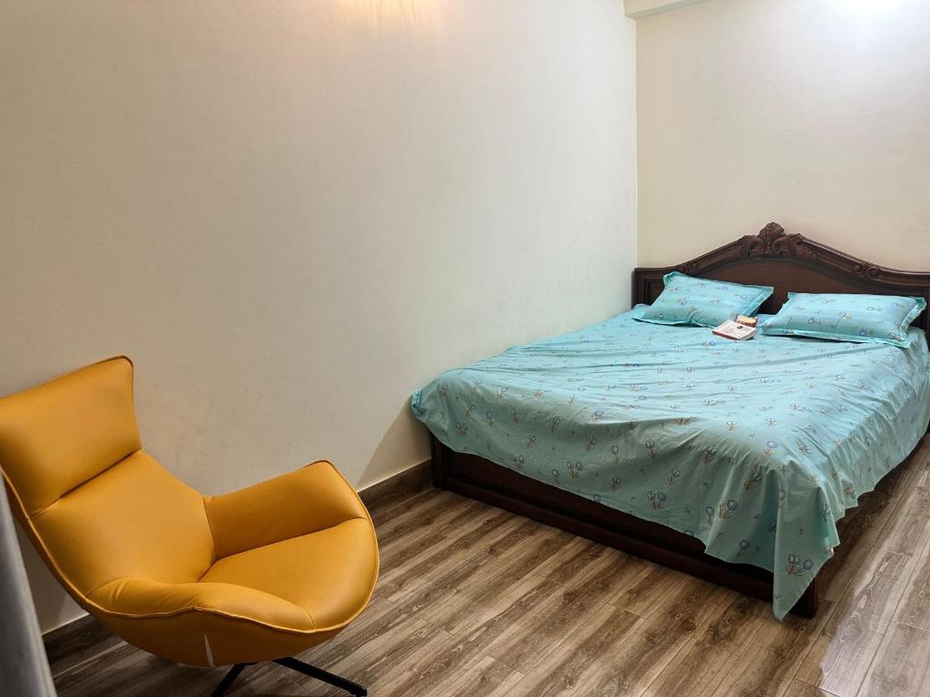 3 double bed contemporary flat photo 1