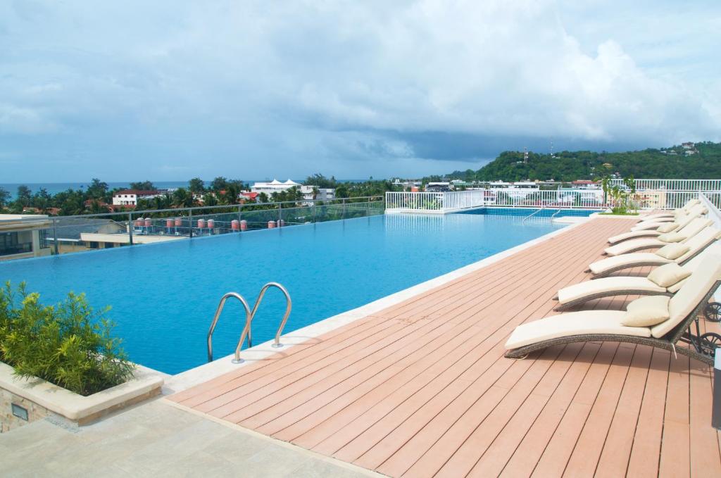 Azalea Hotels & Residences Boracay - Tap to explore photos
