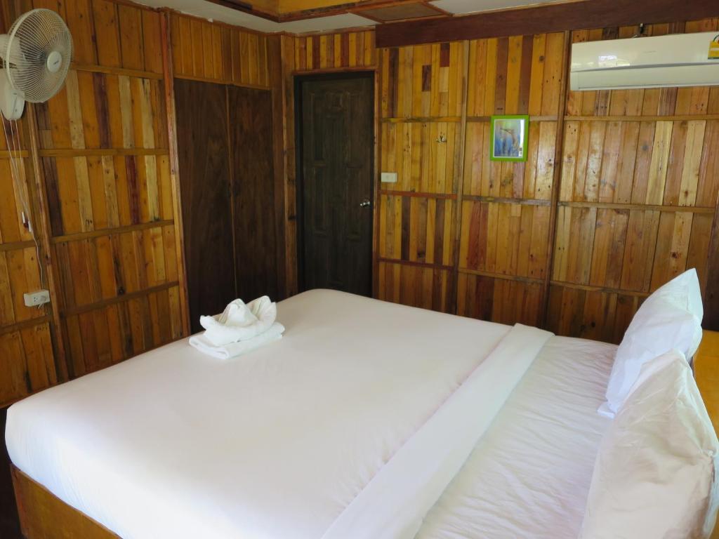 Номер (Бунгало с видом на море), Отель Bangbaobeach Resort