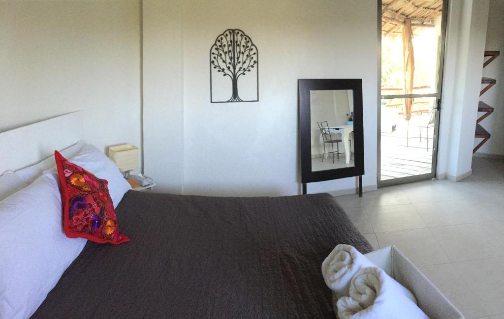 Сьюит (Люкс с балконом), Harmony Glamping and Boutique Hotel