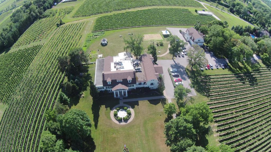 Riverbend Inn & Vineyard photo 3
