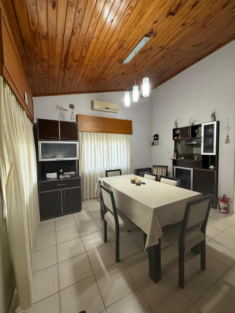 Casa Familiar - Completa photo 1