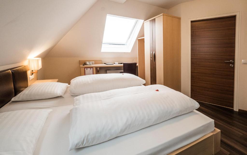 Двухместный (Стандартный двухместный номер с 1 кроватью), Hotel Guter Hirte