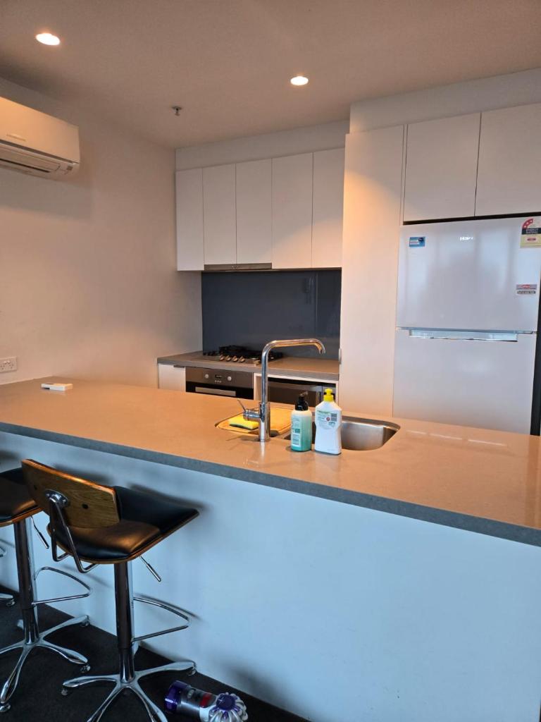 Spectacular Three Bedroom Suite with City View photo 1