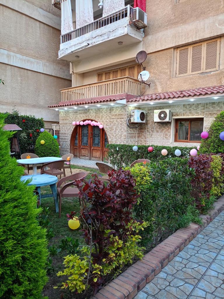 Always choose the best Room Type - Three-Bedroom House