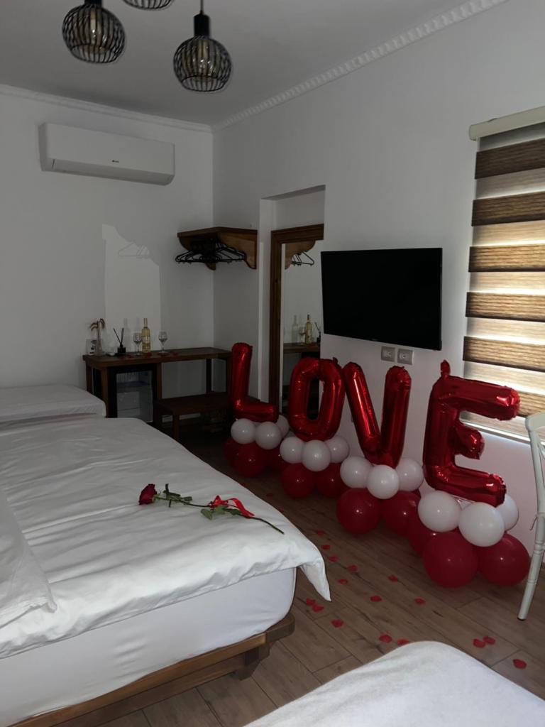 Cereni Guesthouse photo 1